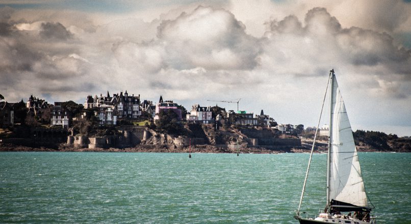 سایدبار راست